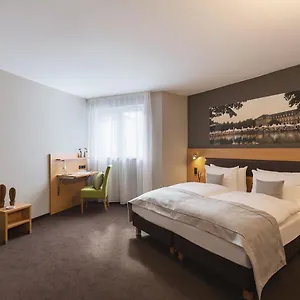 3* Ξενοδοχείο Novum Bruy